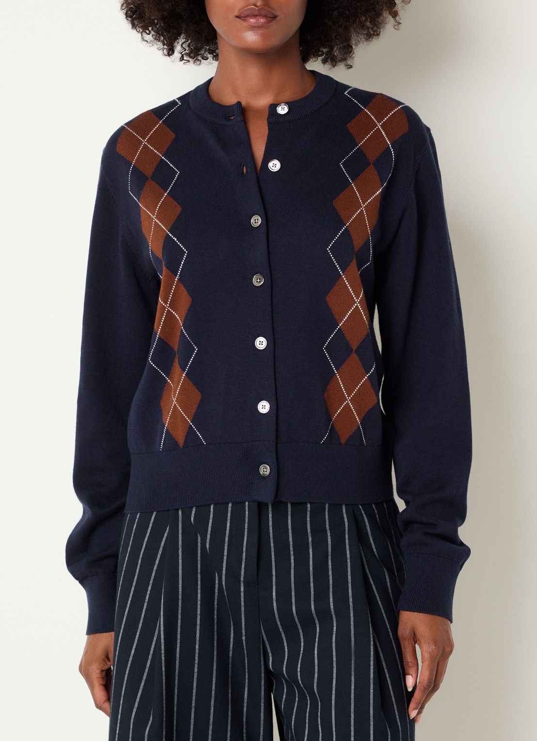 Josephine & Co Chad fijngebreid vest met ruitdessin - detail donkerblauw