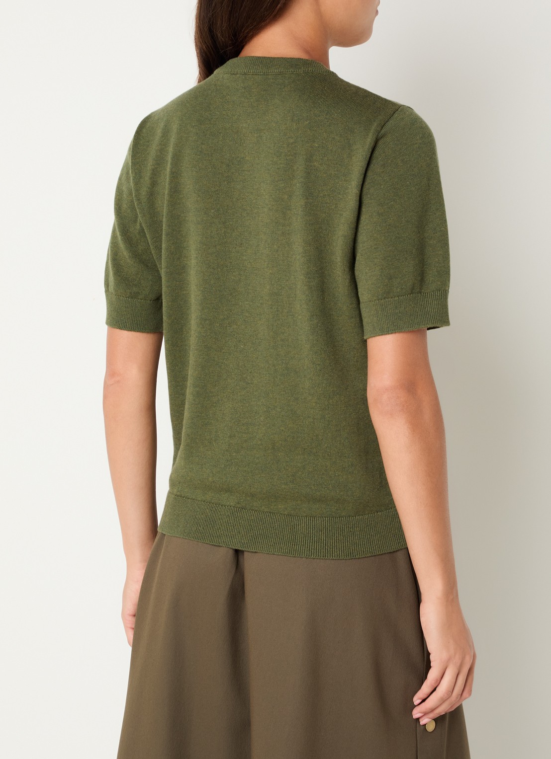 Josephine & Co Chandler fijngebreide T-shirt in wolblend met ruit dessin - achterkant 4 legergroen