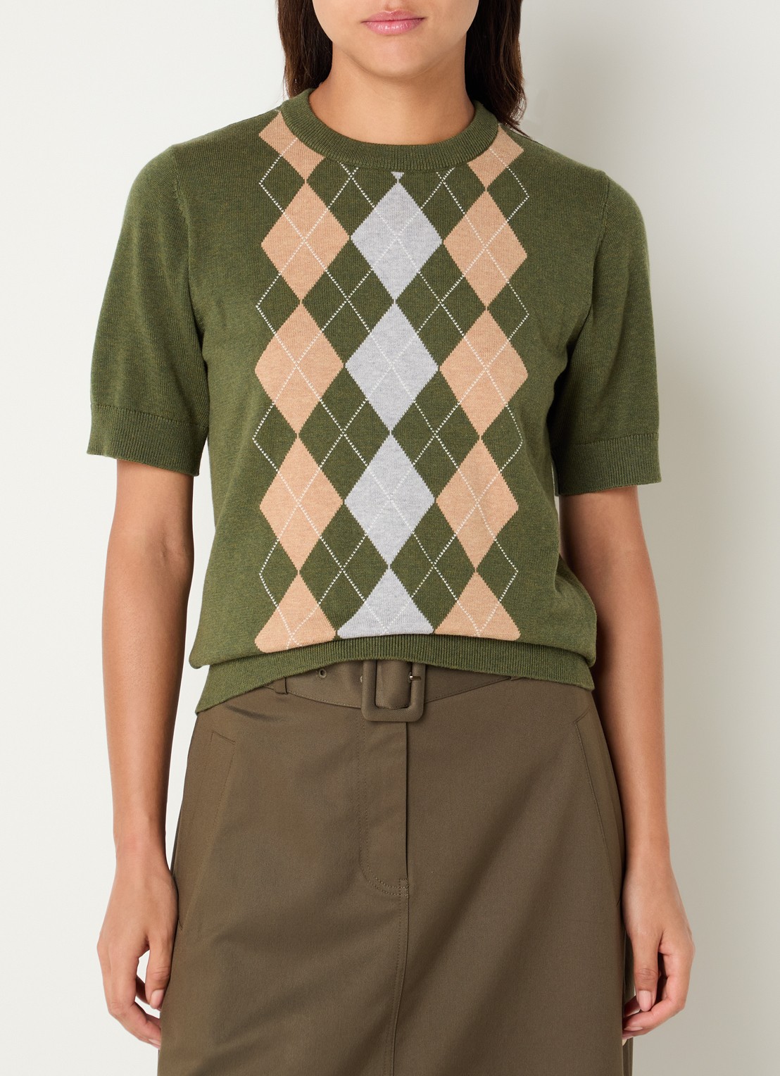 Josephine & Co Chandler fijngebreide T-shirt in wolblend met ruit dessin - detail legergroen