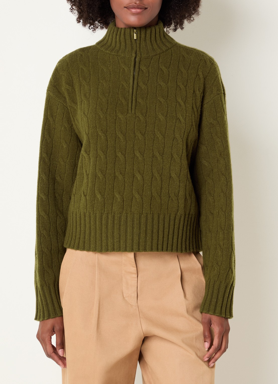 Josephine & Co Claude kabelgebreide trui met halve rits en col - detail 4 mosgroen