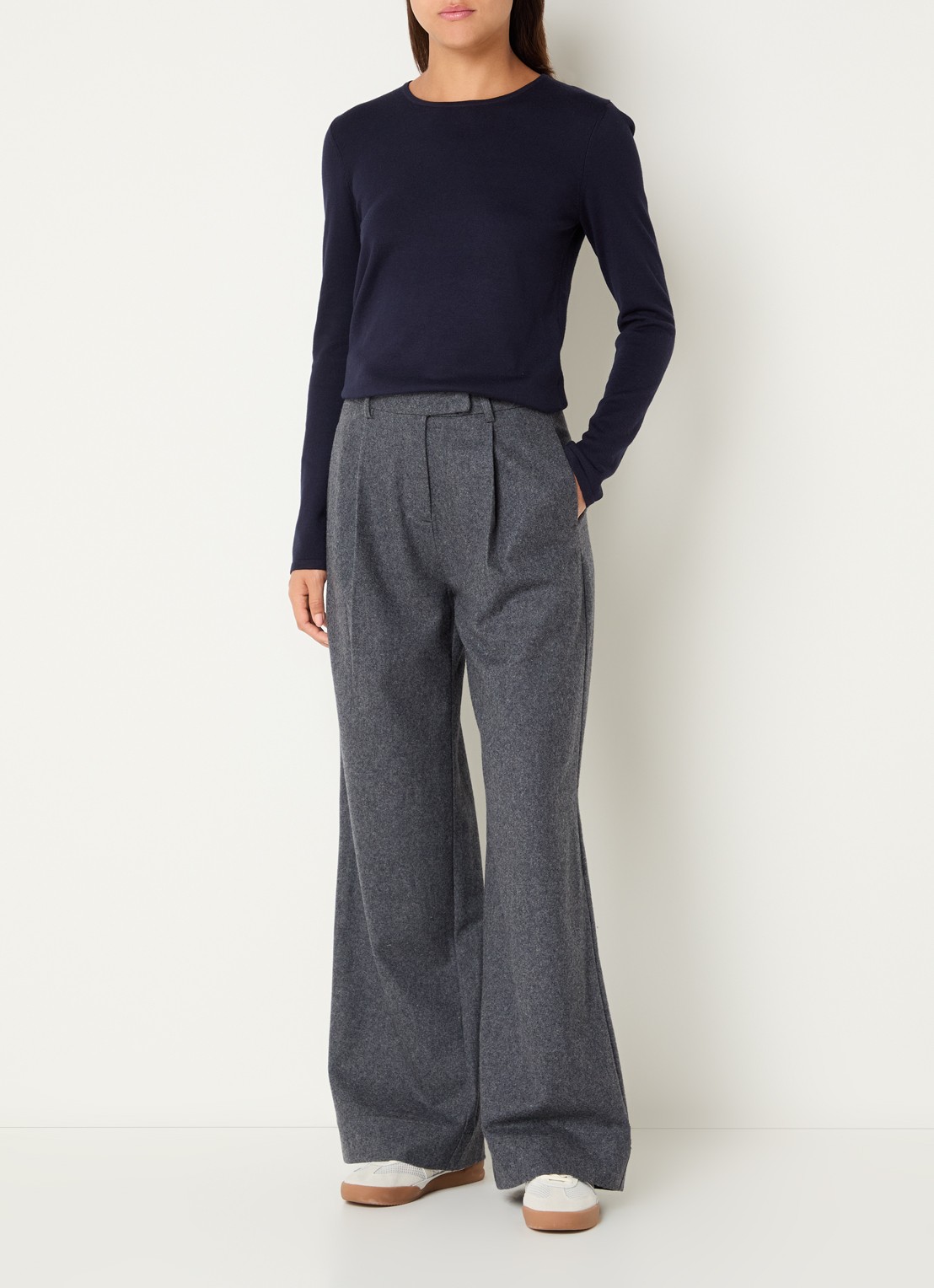 Josephine & Co Cristal fijngebreide pullover in wolblend - voorkant 3 donkerblauw