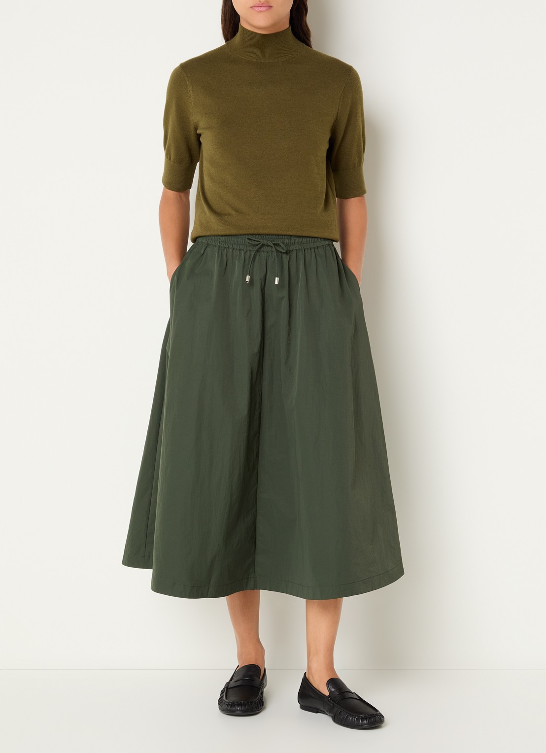 Josephine & Co Cullen midi rok met trekkoord - voorkant 3 legergroen