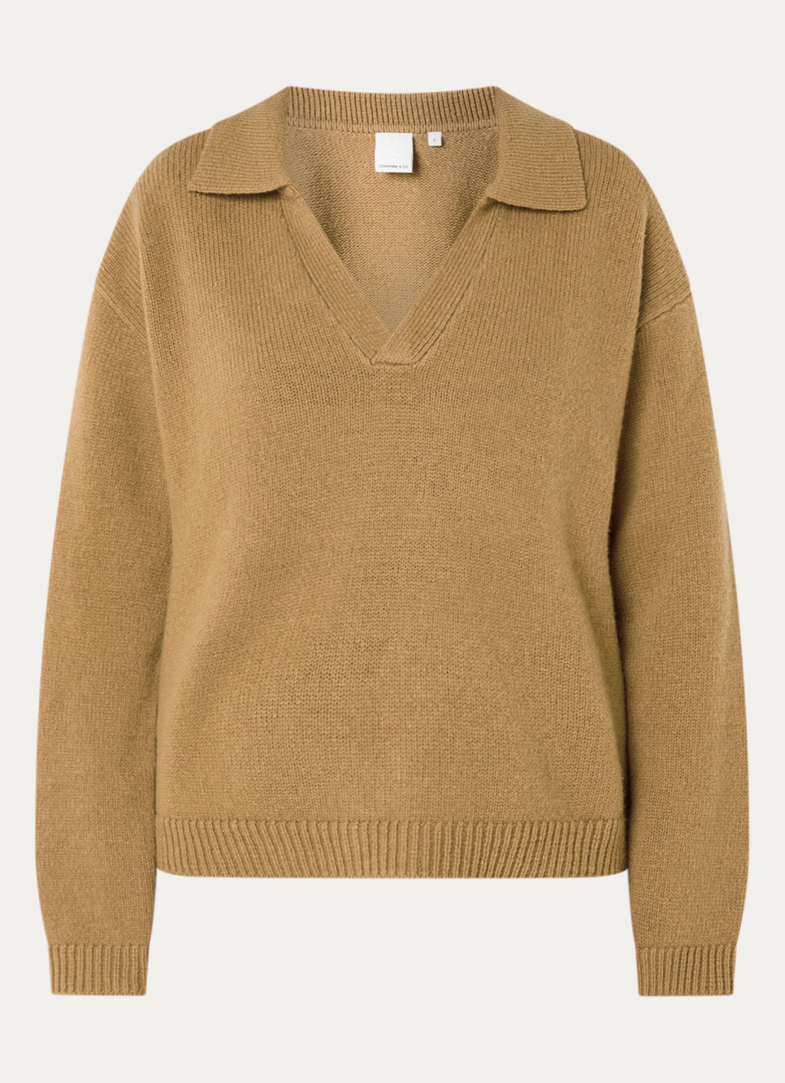 Josephine & Co Cyrah fijngebreide trui in lamswolblend - voorkant 2 camel