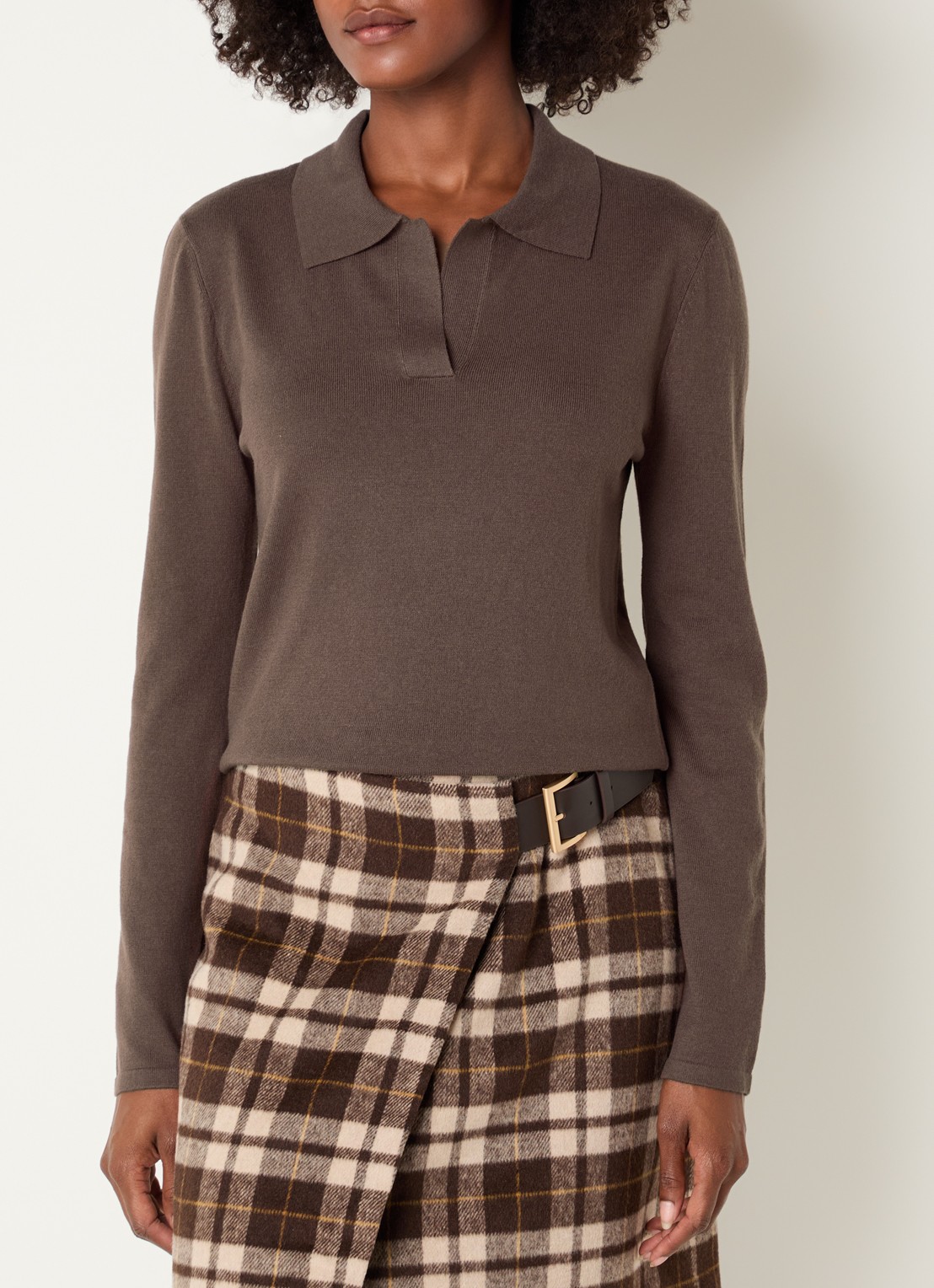 Josephine & Co Cyton fijngebreide pullover met polokraag - detail donkerbruin