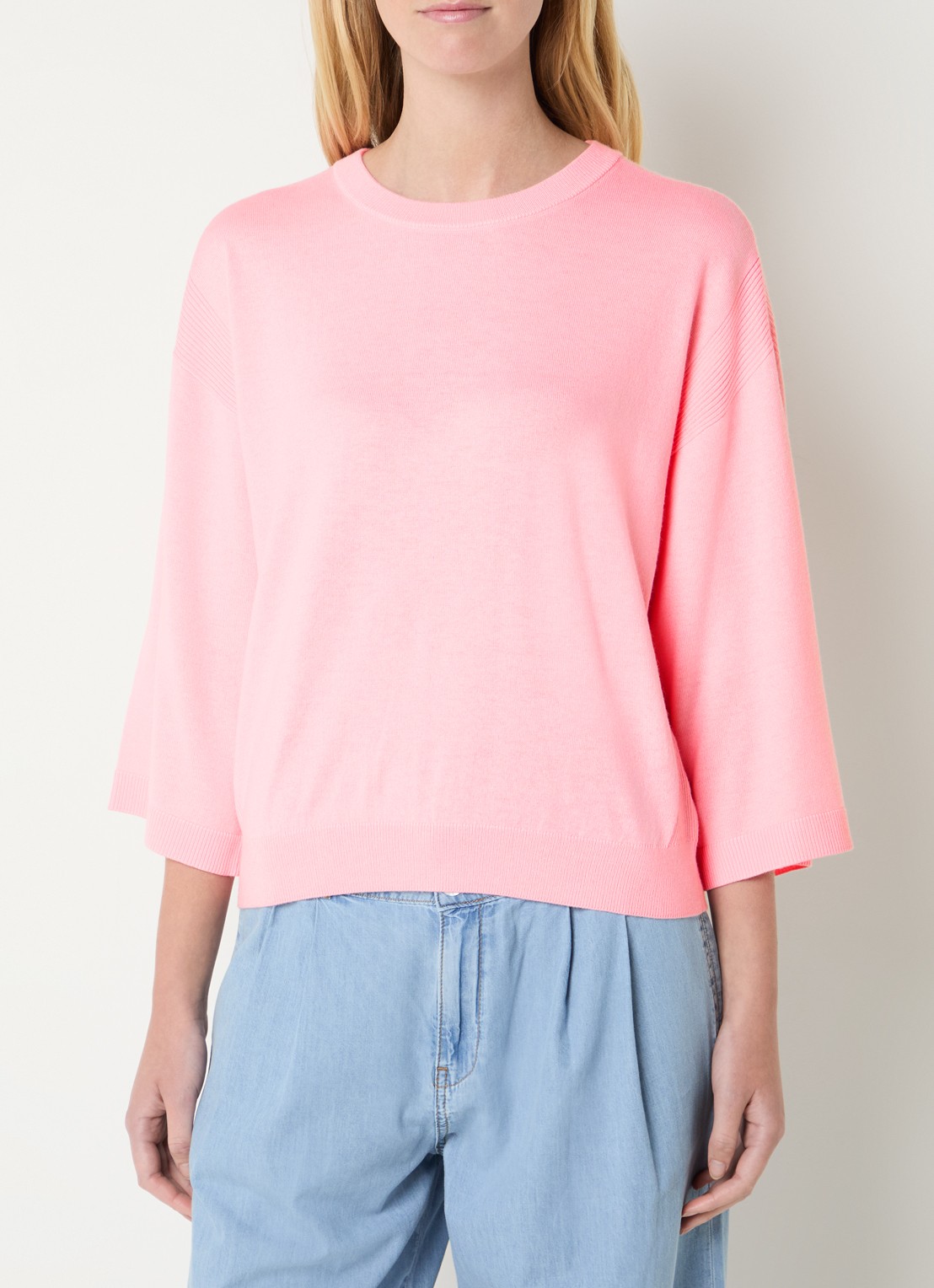 Josephine & Co Janou fijngebreide pullover met trompetmouw - detail 4 koraalroze