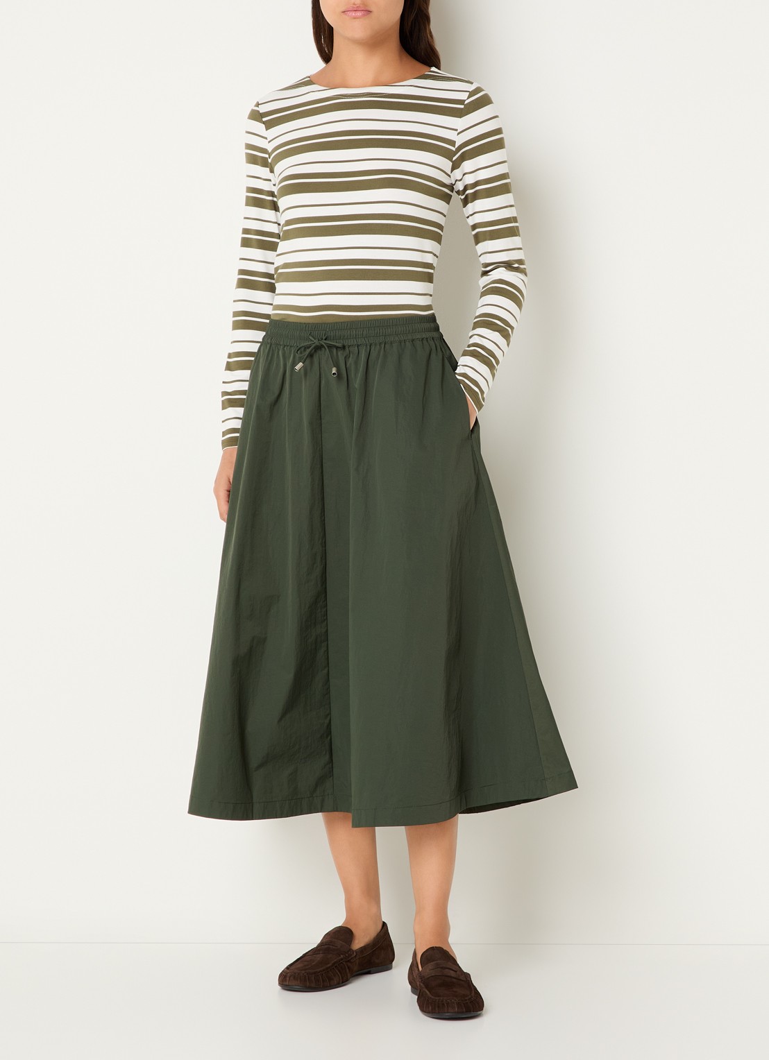 Josephine & Co Longsleeve met streepprint - voorkant 3 mosgroen