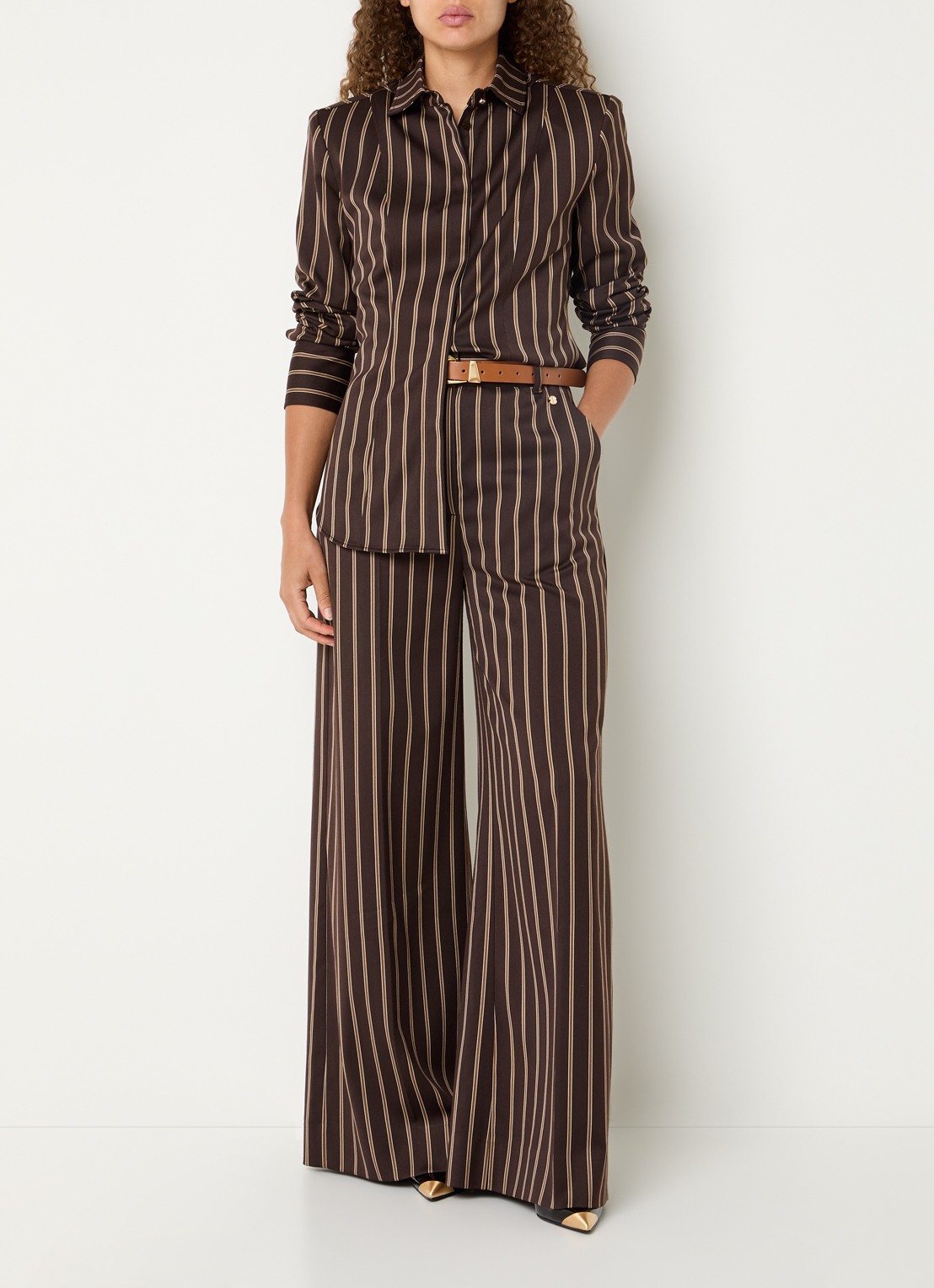JOSH V Asa blouse met schoudervulling en streepprint - voorkant 4 donkerbruin