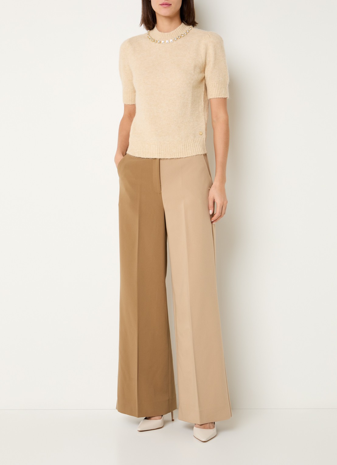 JOSH V Franka fijngebreide top in alpaca wolblend met strass - voorkant 2 beige