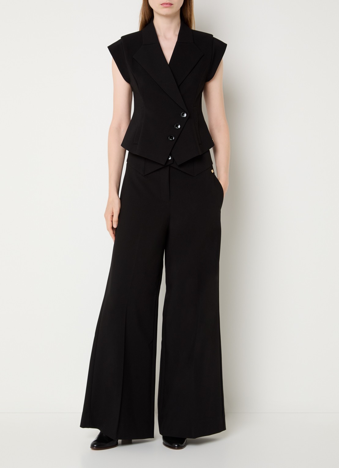 JOSH V Katleen gilet met schoudervulling en asymmetrisch detail - voorkant 4 zwart