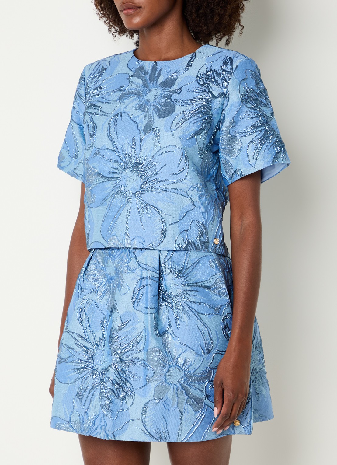 JOSH V Kiliana crop top met jacquard dessin en schoudervulling - detail 4 blauw
