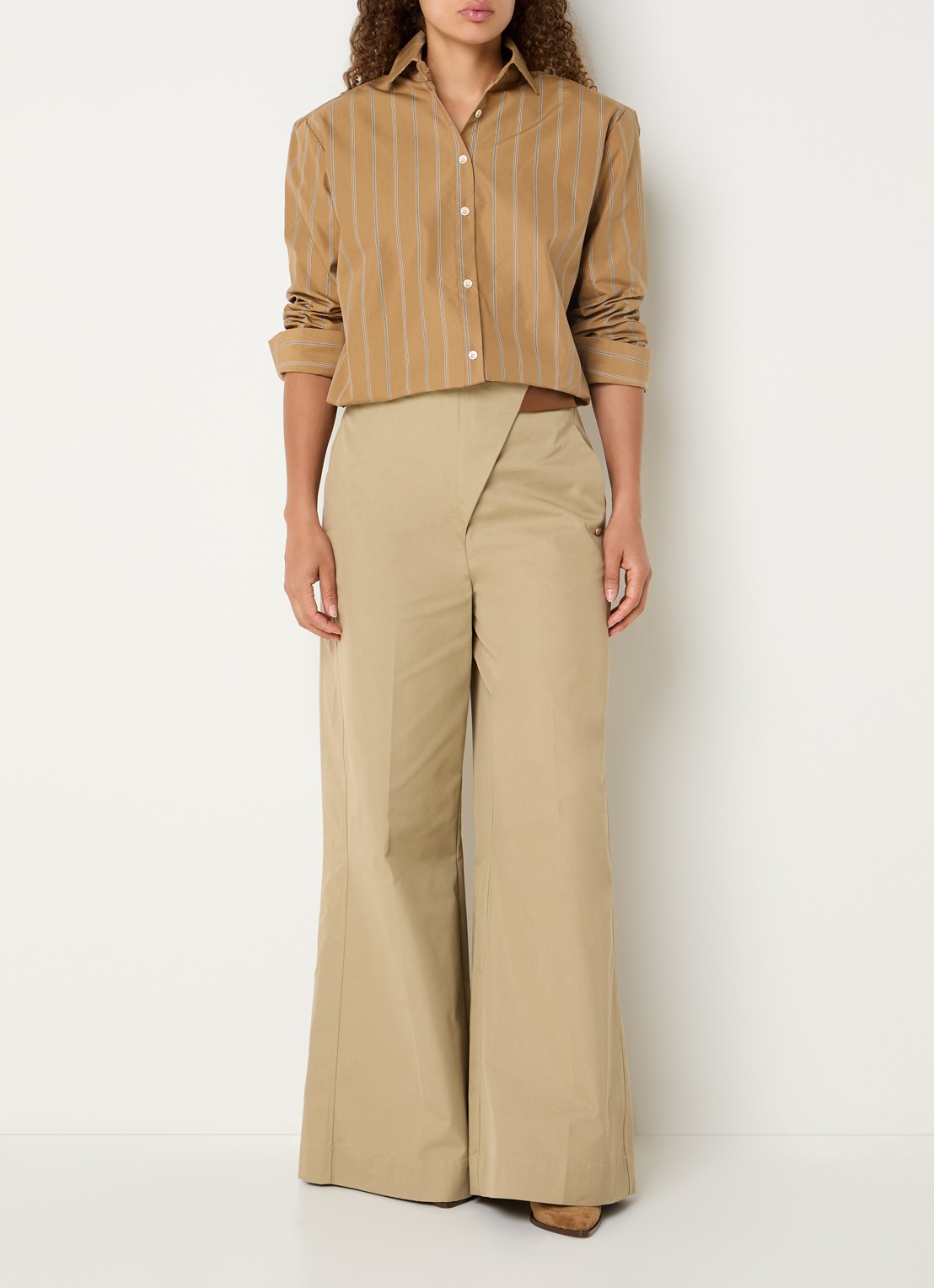 JOSH V Kolly blouse met streepprint en schoudervulling - voorkant 4 camel