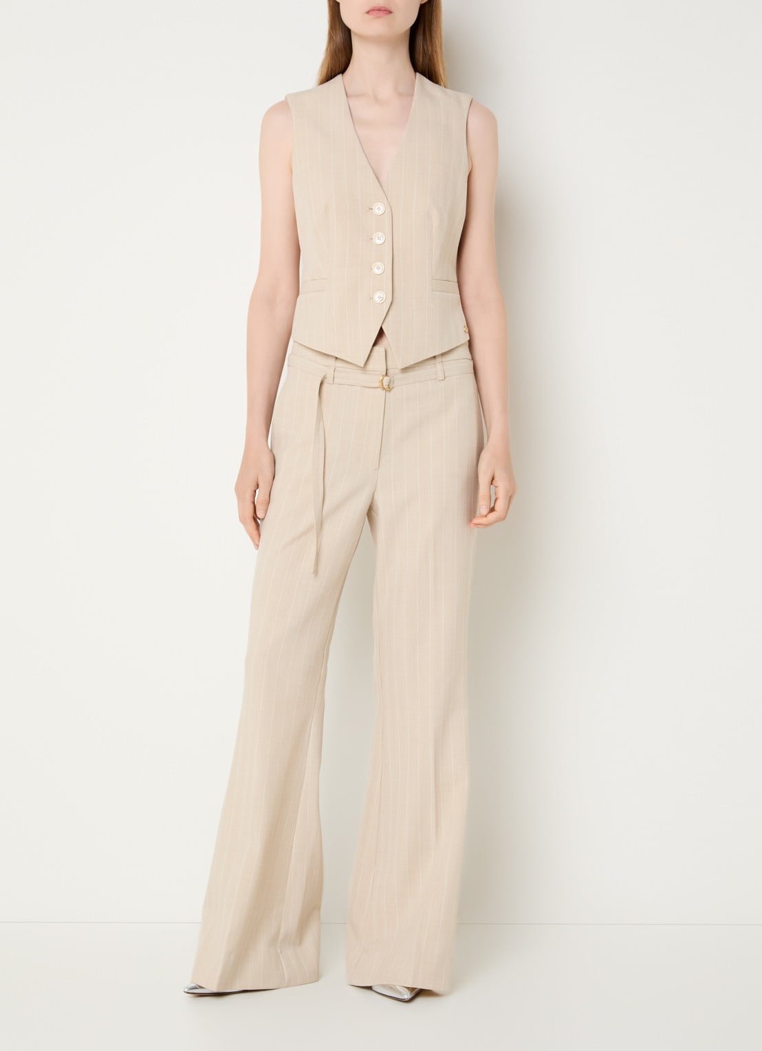 JOSH V Kora high waist flared fit pantalon met krijtstreep en ceintuur - voorkant 3 beige