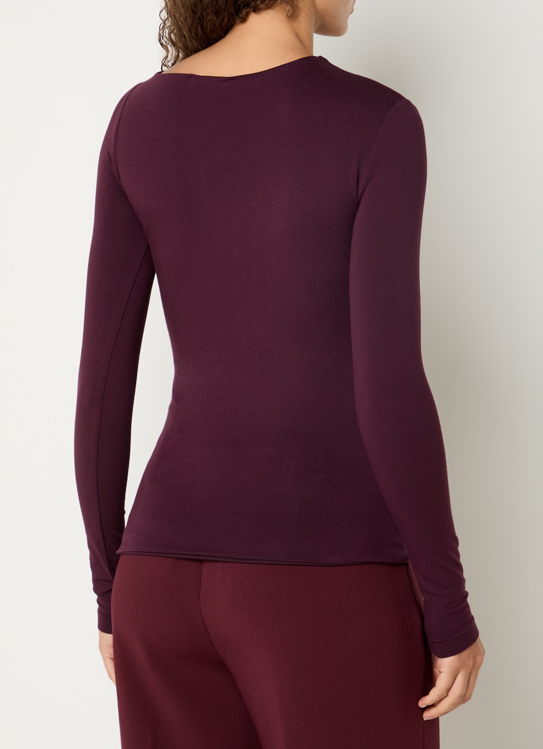 JOSH V Lenie top met ruches en asymmetrische hals - achterkant 4 aubergine