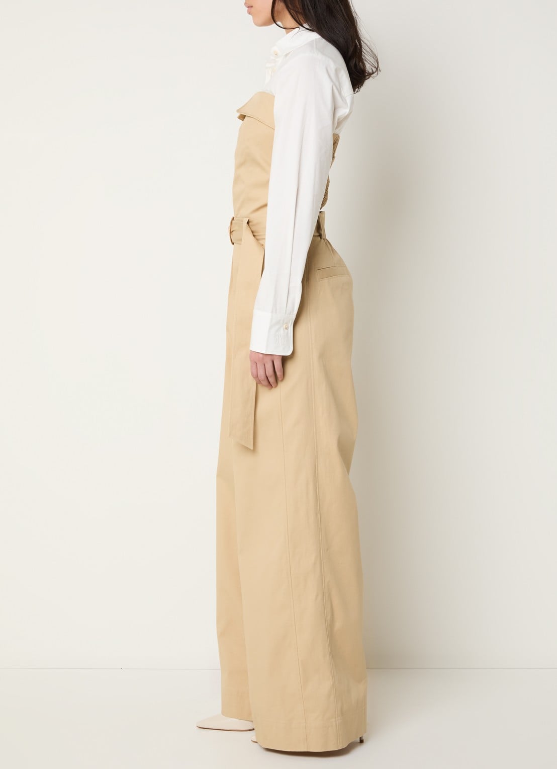 JOSH V Myra loose fit jumpsuit met ceintuur - voorkant 3 camel