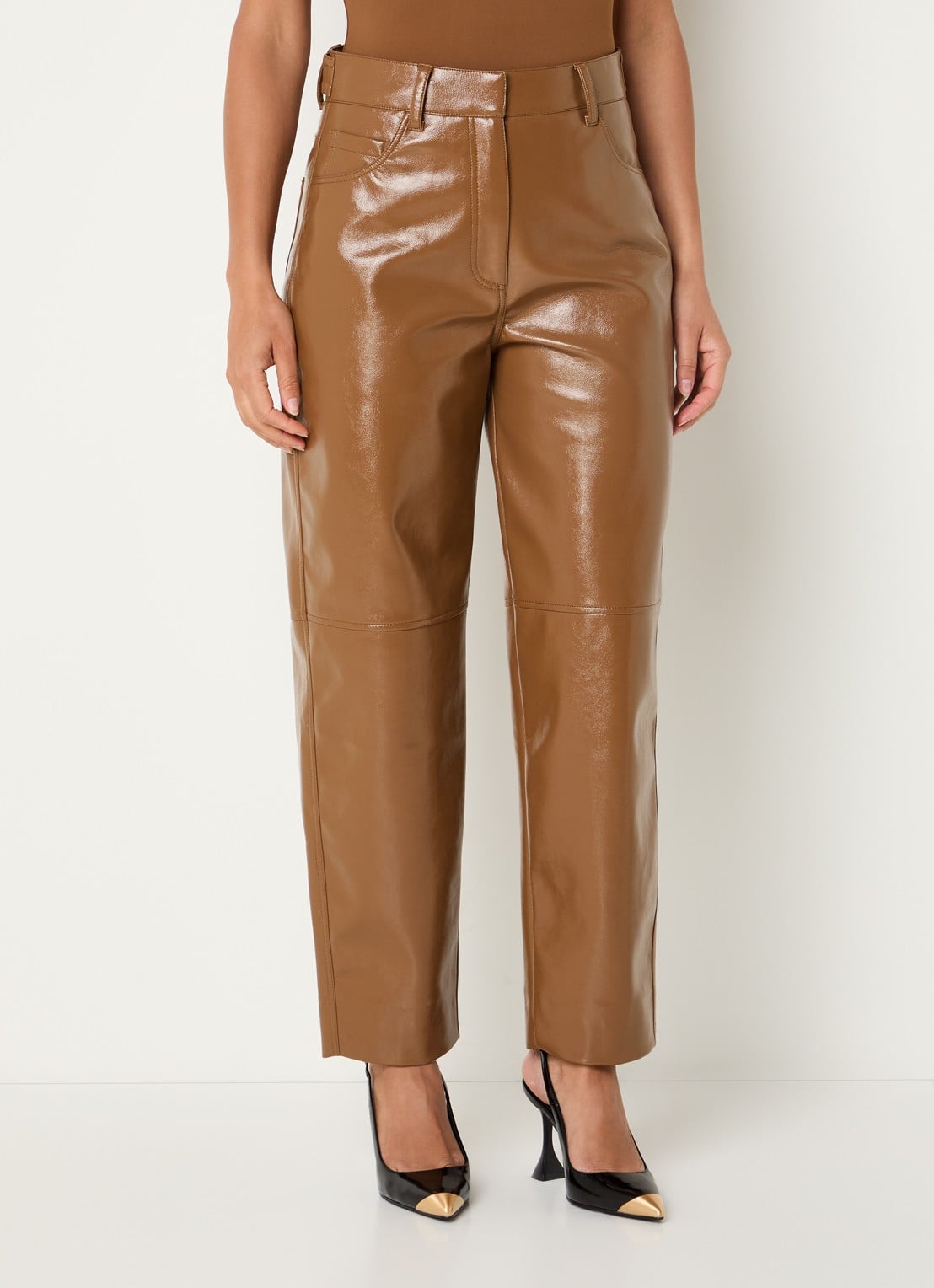 JOSH V Rae high waist tapered fit broek van imitatieleer met glanzende finish - detail 4 cognac