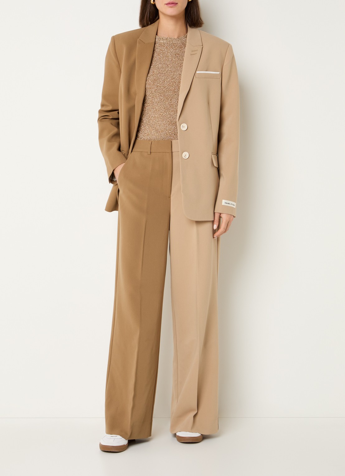 JOSH V Suus Hoodie blazer met uitneembare voering en schoudervulling - voorkant 3 camel