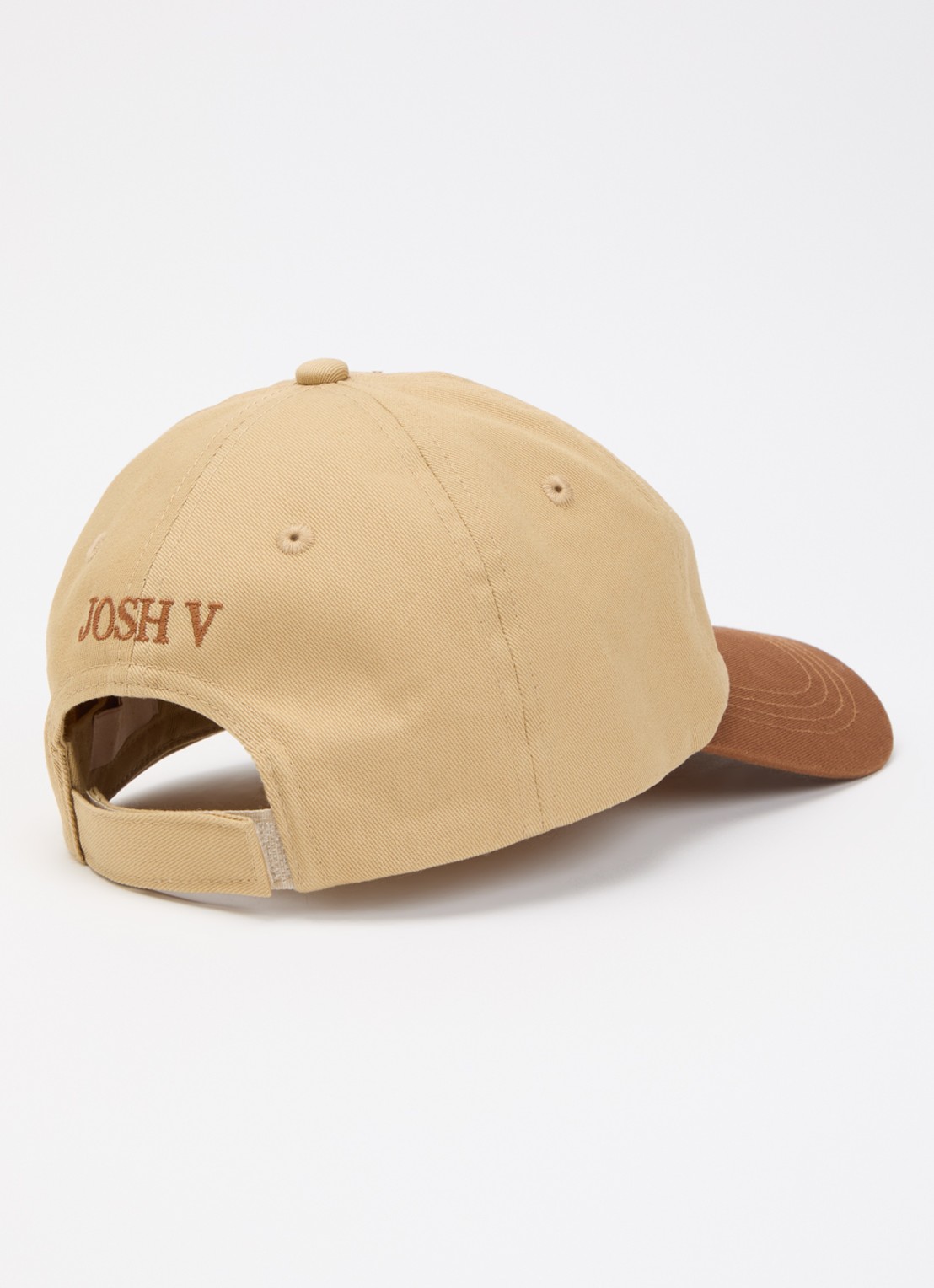 JOSH V Trudy pet met logoborduring  - detail camel