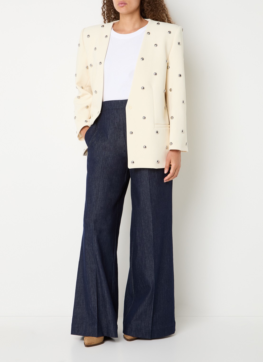 JOSH V Yven blazer met paspelzakken en studs - voorkant 2 lichtgeel