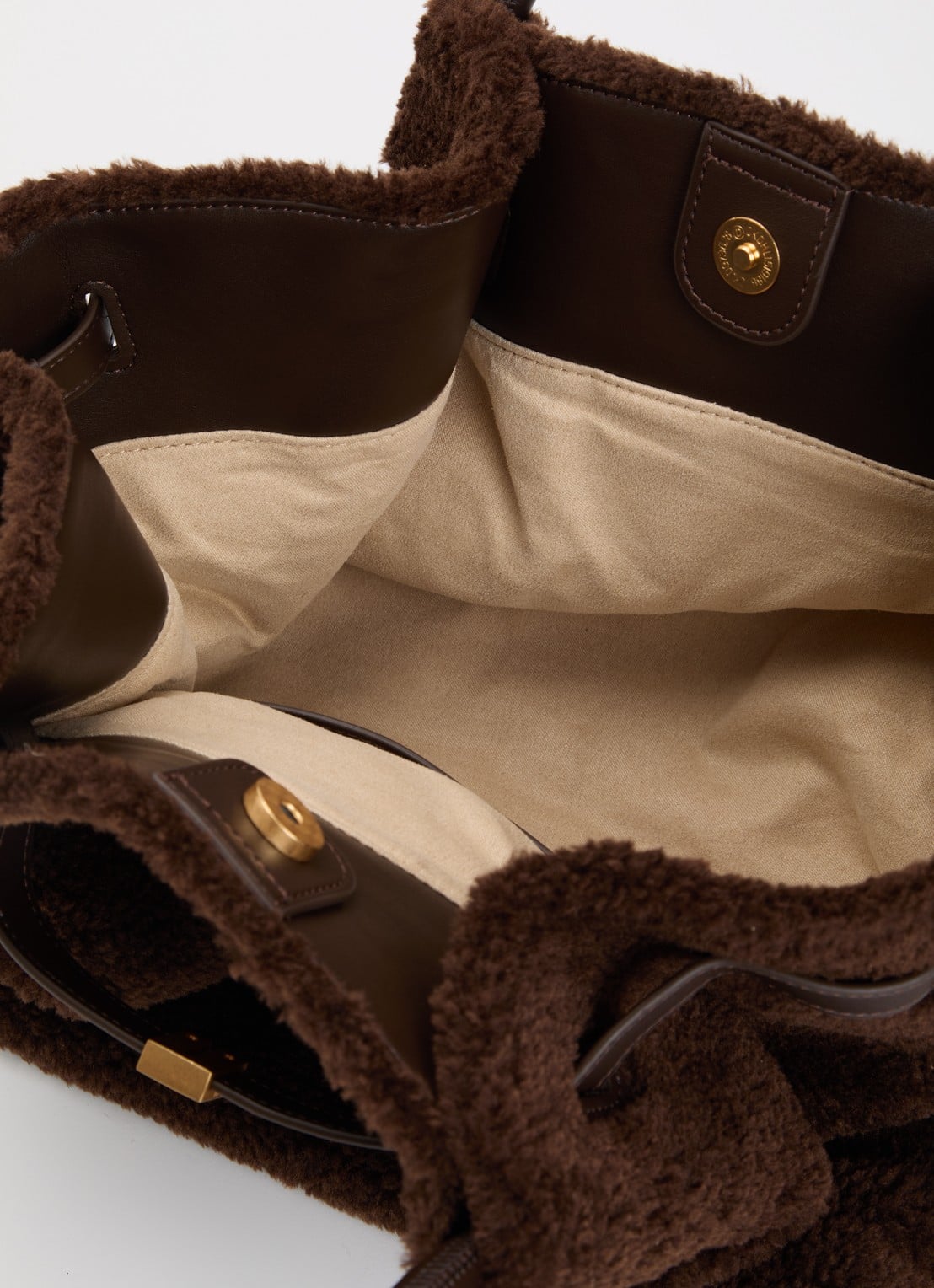 JW PEI Hana Medium schoudertas van teddy - detail bruin