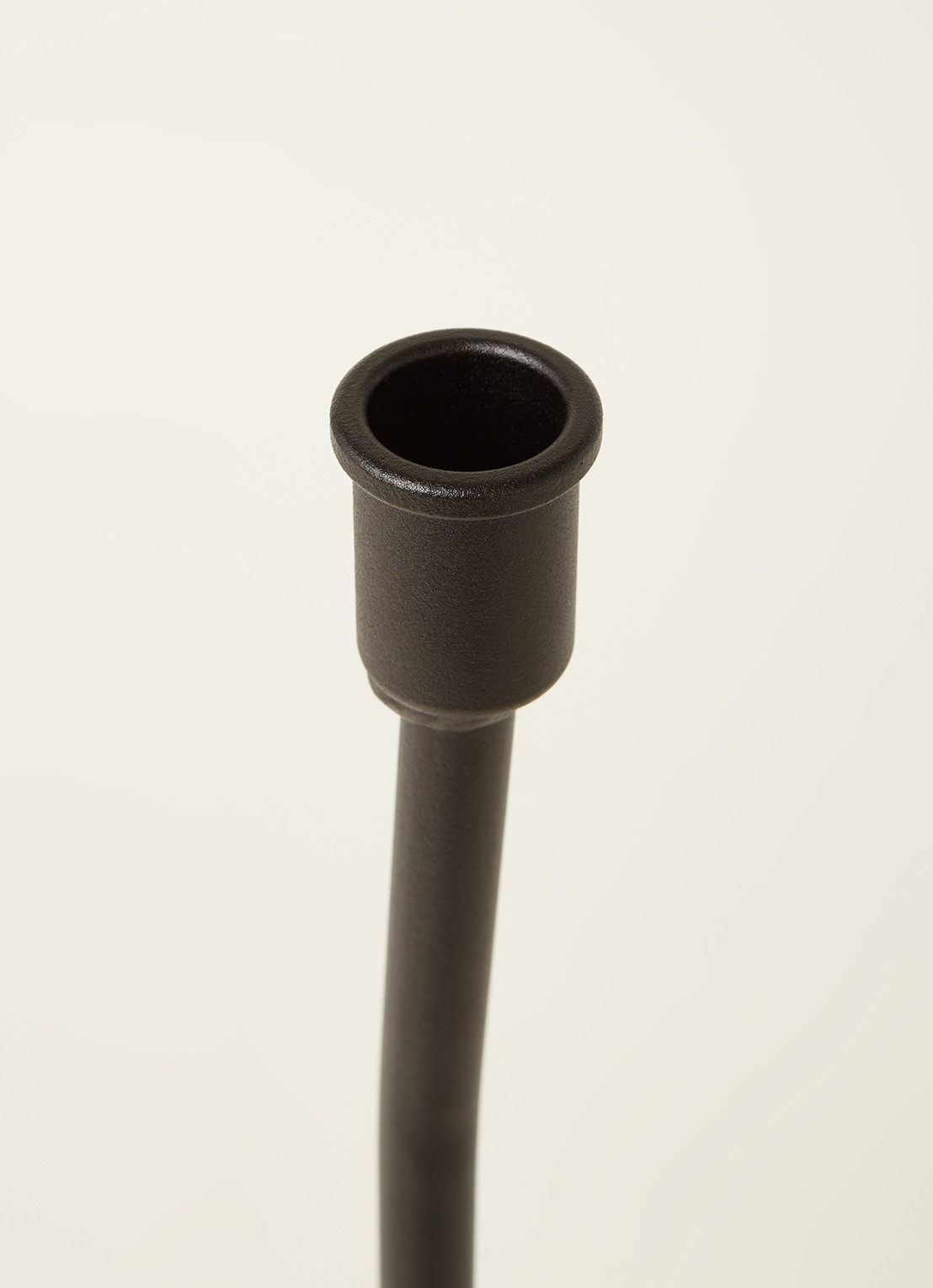 K'willeminhuis De Kandelaar M 50 cm - detail zwart