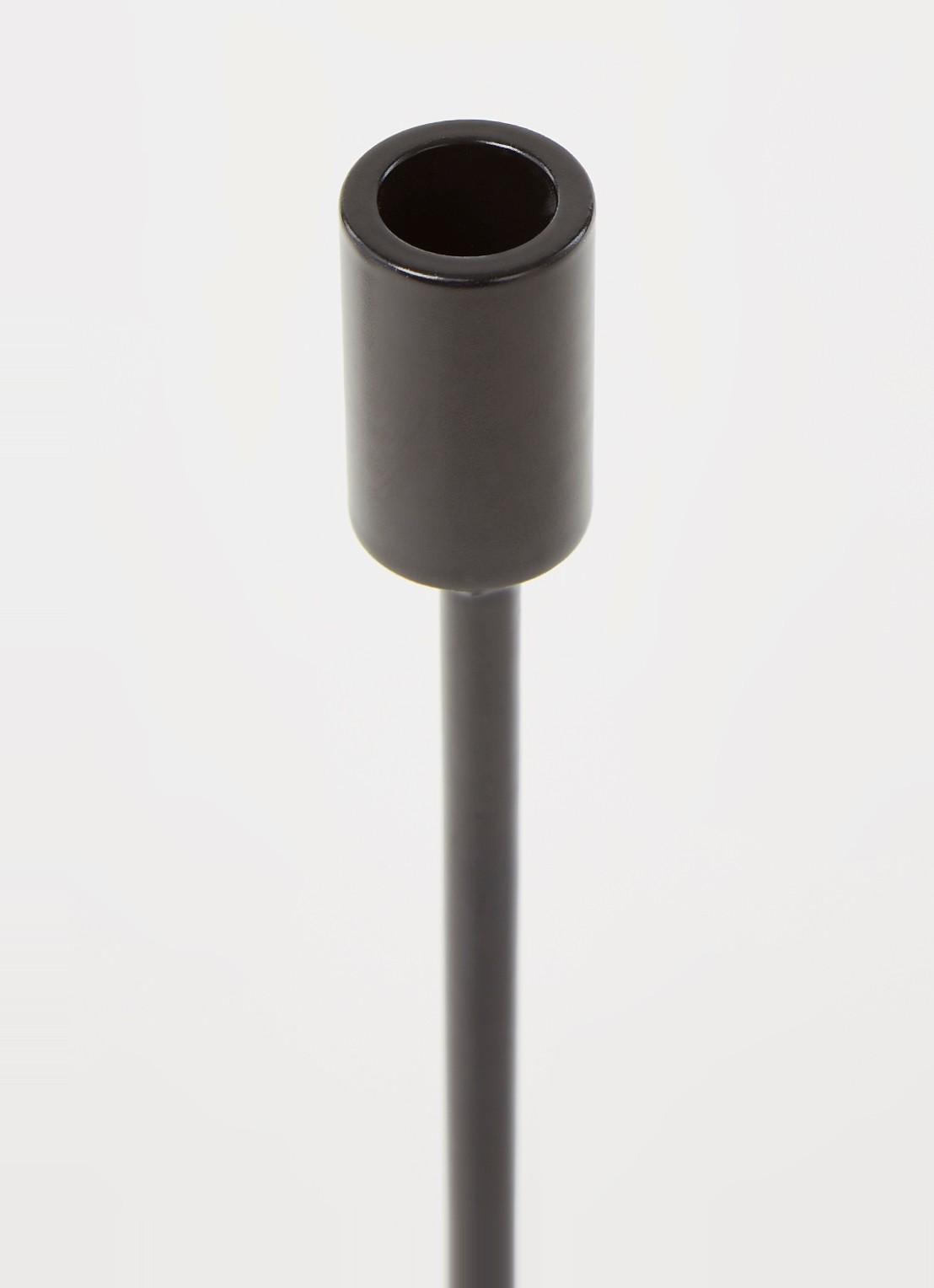 K'willeminhuis Mini kandelaar M 26 cm - detail zwart
