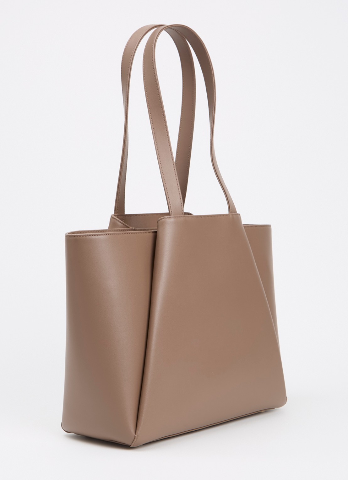 KAAI Midi Pyramid schoudertas van leer met 13,5 inch laptopvak - achterkant 6 taupe