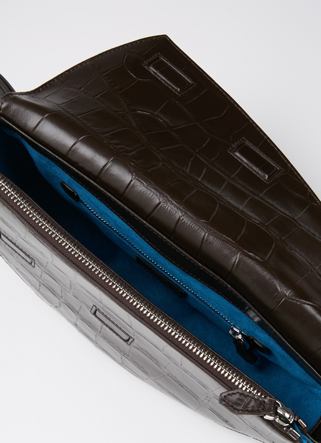 KAAI Rebel crossbodytas van kalfsleer  - detail 4 donkerbruin