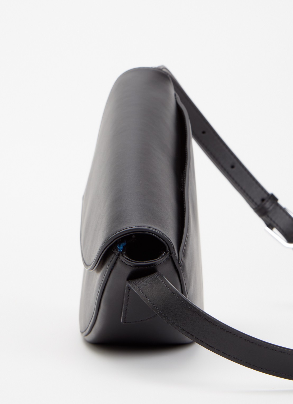 KAAI Rebel crossbodytas van leer - detail 4 zwart