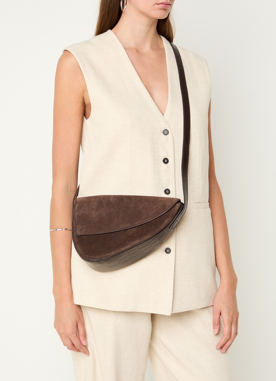 KAAI Rebel crossbodytas van suède - voorkant 6 bruin