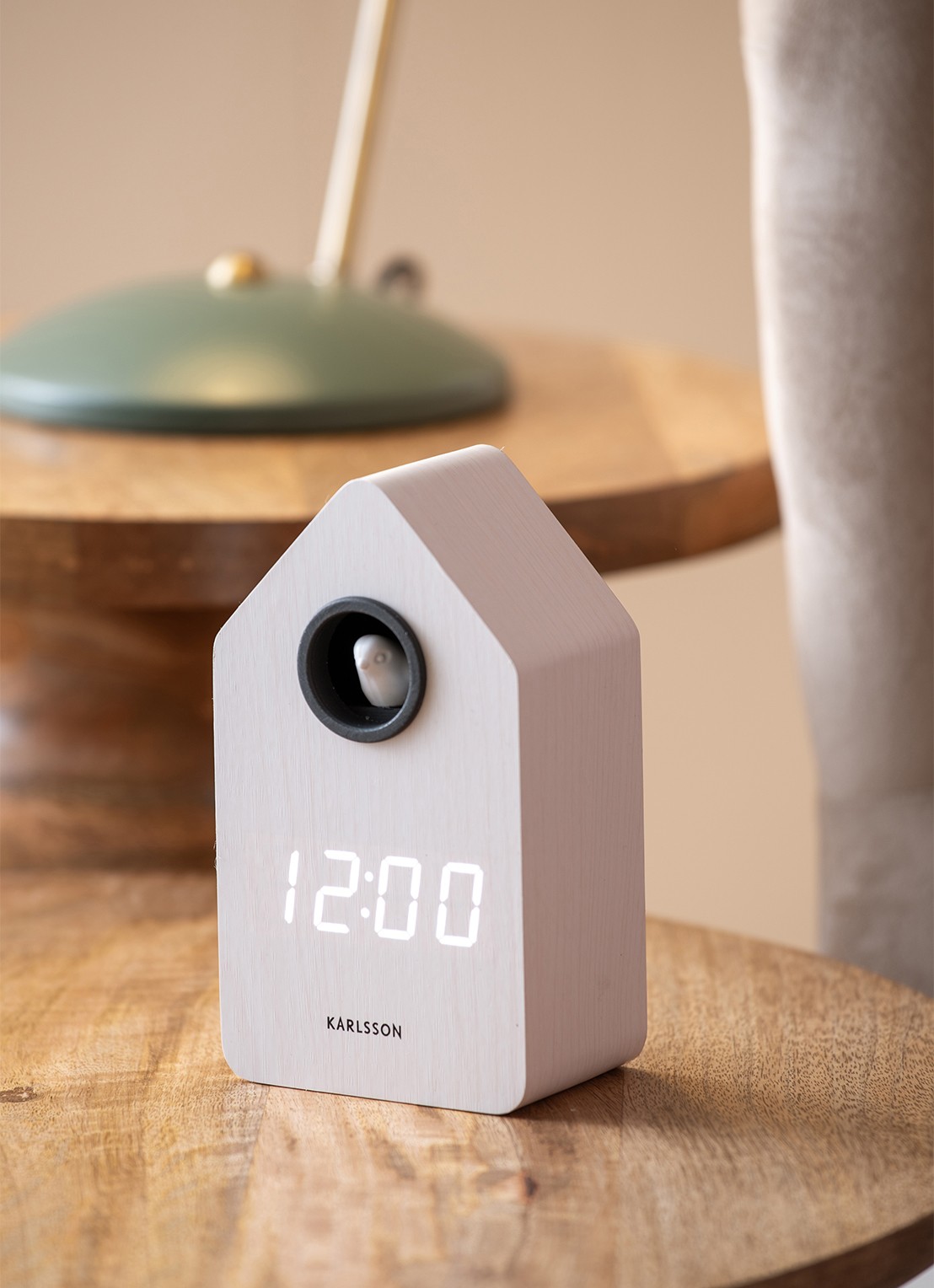 Karlsson Cuckoo LED wekker - voorkant 5 wit