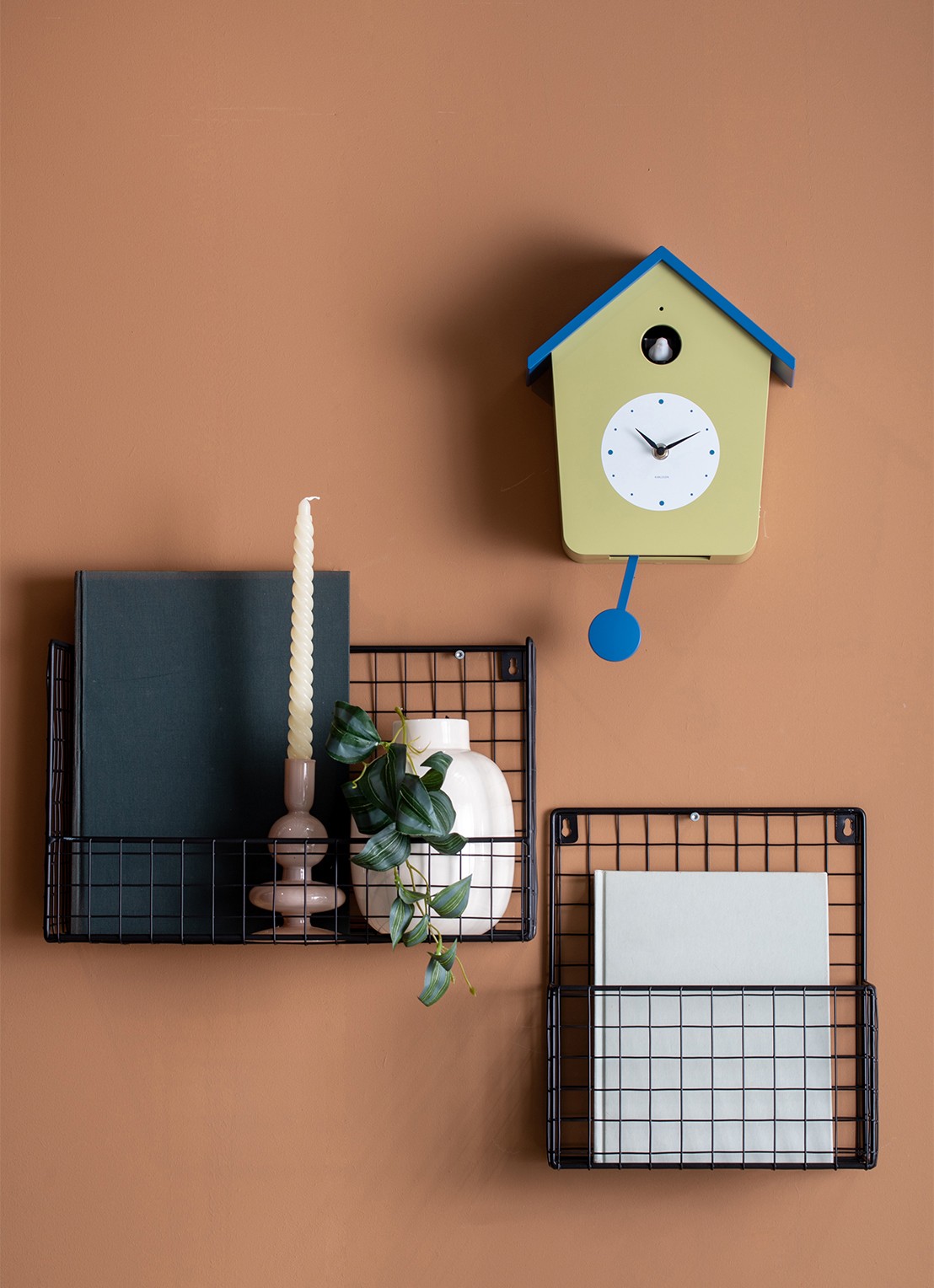 Karlsson Cuckoo wandklok - voorkant 2 blauw