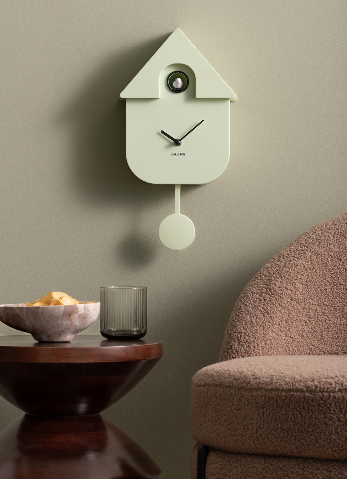 Karlsson Modern Cuckoo klok - voorkant 4 lichtgroen