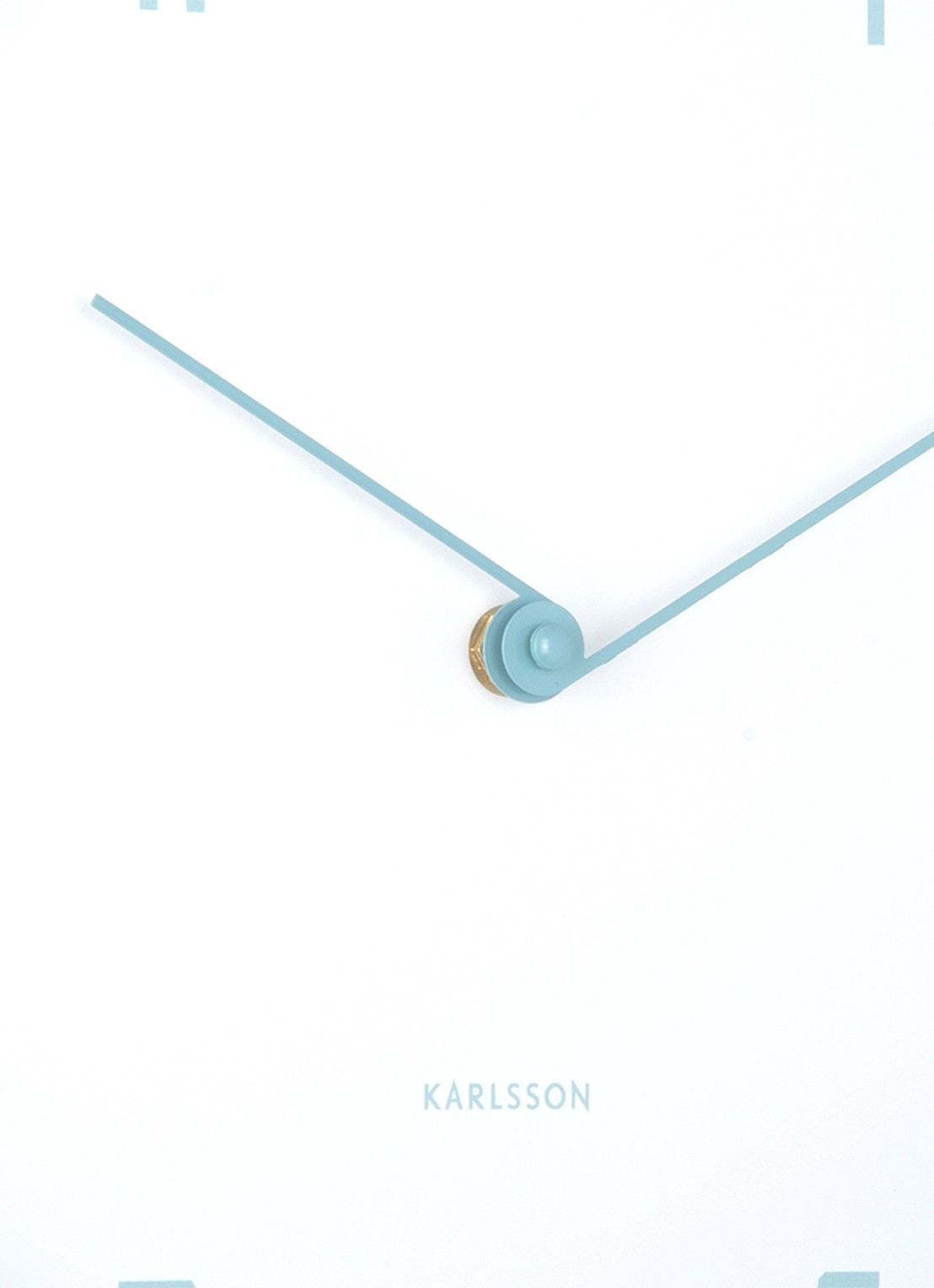 Karlsson Sencillez wandklok - detail 4 lichtblauw
