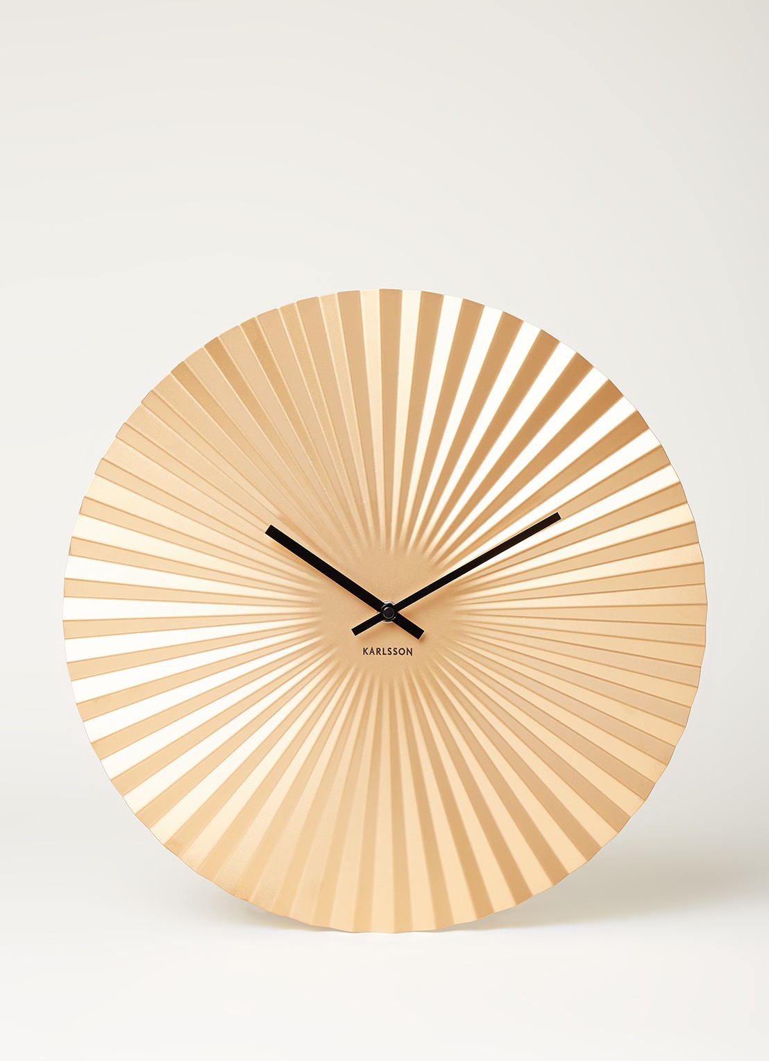 Karlsson Sensu wandklok - voorkant 2 goud