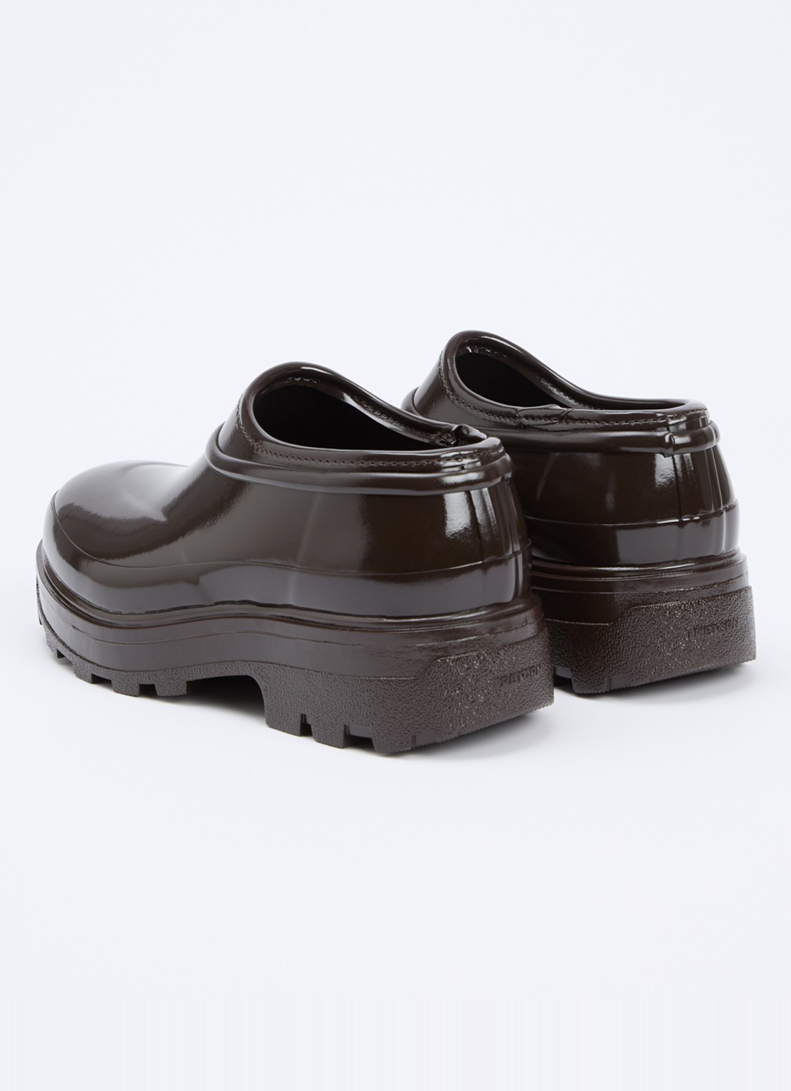 KASSL Editions Beth instapper met lakfinish - achterkant 8 bruin