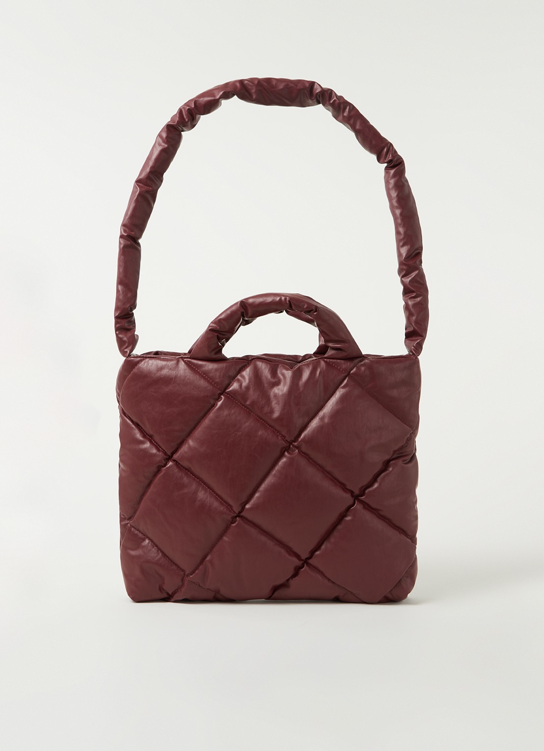 KASSL Editions Oil Small quilted schoudertas - voorkant bordeauxrood