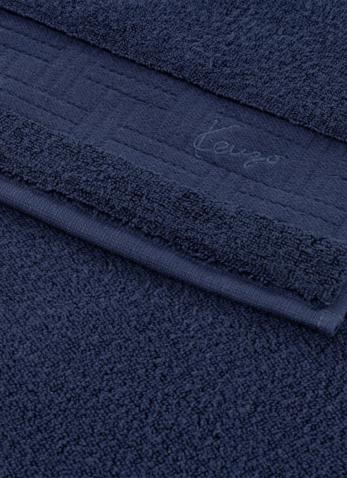 KENZO Weave badhanddoek - 70 x 140 cm - voorkant 3 donkerblauw