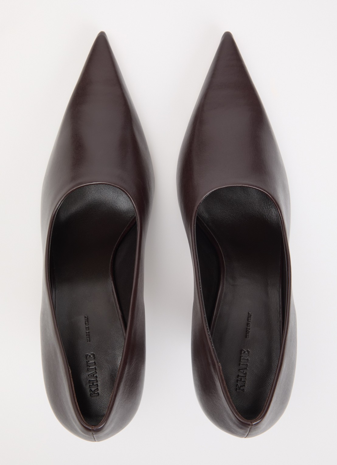 Khaite Colleen pump van kalfsleer - detail 3 chocoladebruin