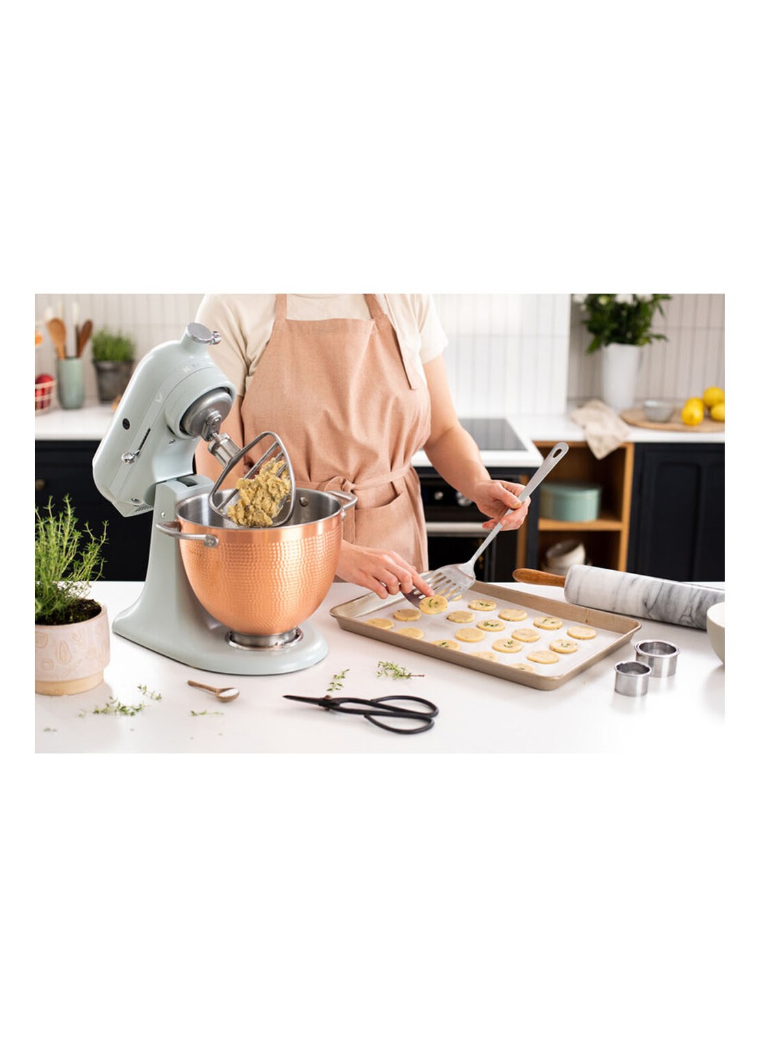 KitchenAid Artisan keukenmachine 4.8 liter 5KSM180LEELB Blossom - Limited Edition - detail 5 mint