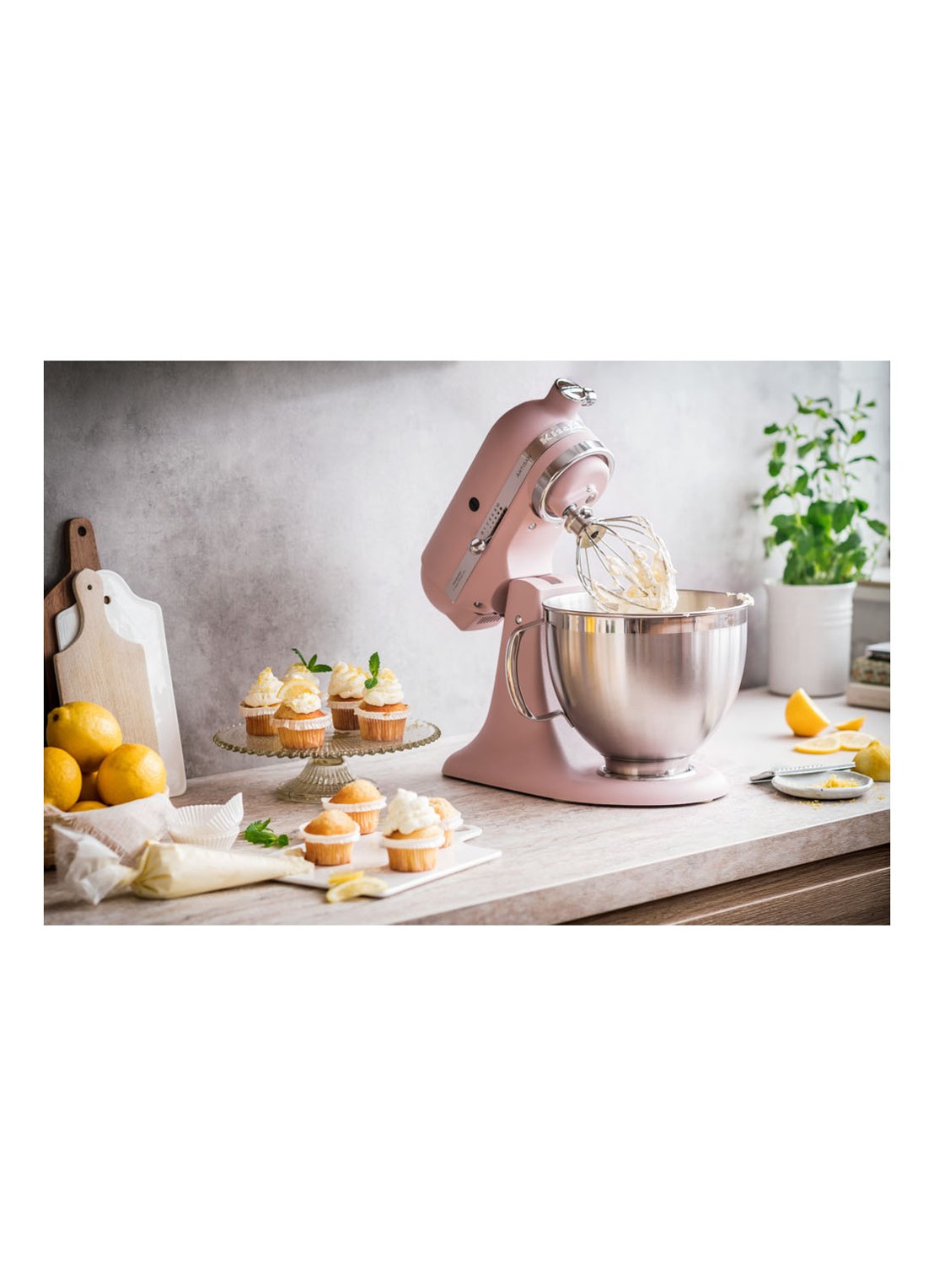 KitchenAid Artisan keukenmachine 4,8 liter 5KSM185PSEFT - Feather Pink - voorkant 6 feather pink