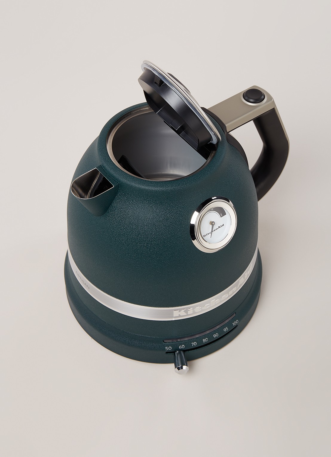 KitchenAid Artisan waterkoker 1,5 liter 5KEK1522 - Pebbled Palm - detail donkergroen