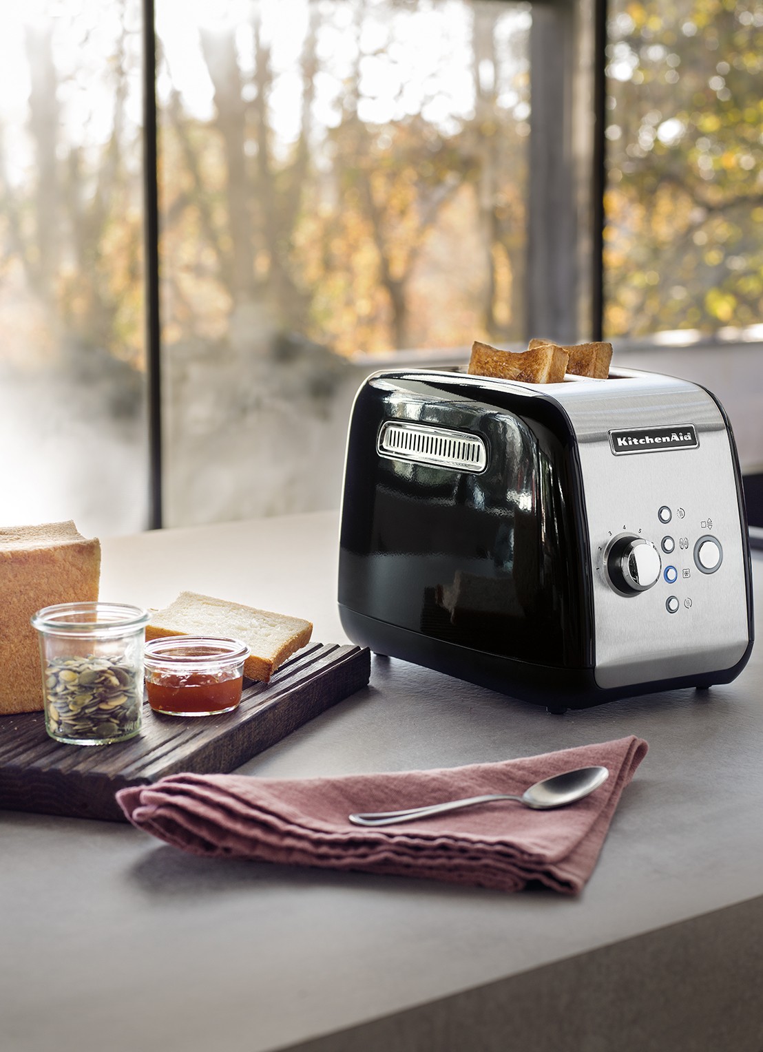 KitchenAid Broodrooster 2-slots 5KMT221 - Onyx Zwart  - voorkant 7 zwart