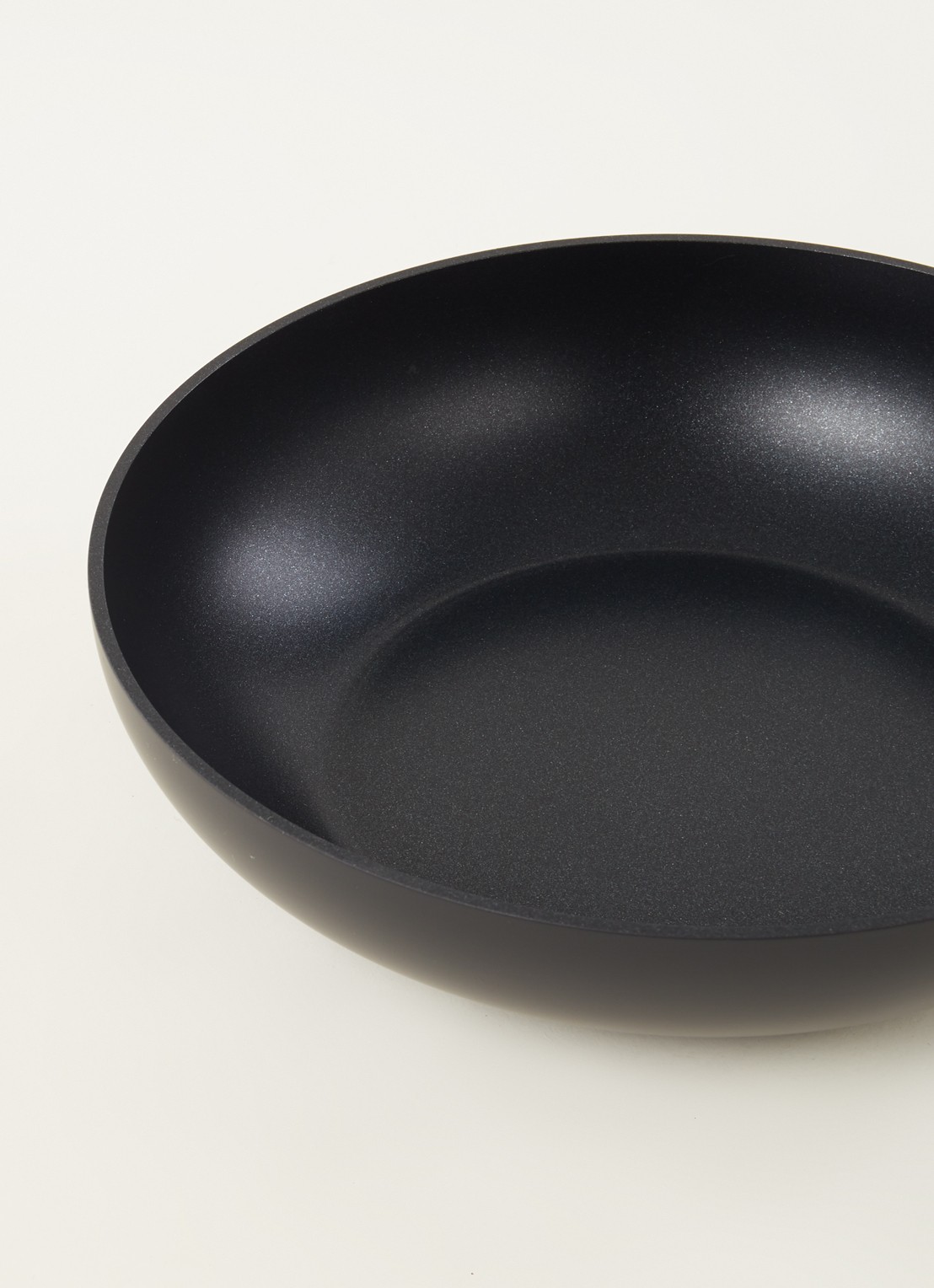 KitchenAid Classic Forged wokpan Ø28 cm - detail 2 zwart