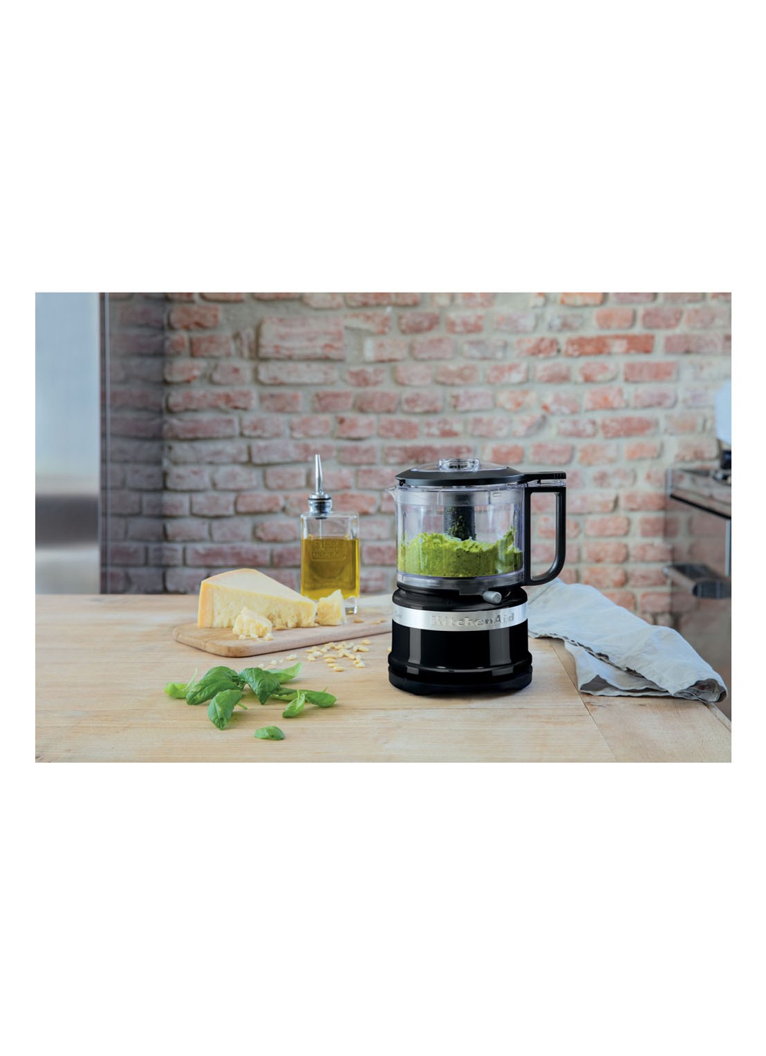 KitchenAid Mini hakmolen 830 ml 5KFC3516 - Onyx Zwart - voorkant 2 zwart