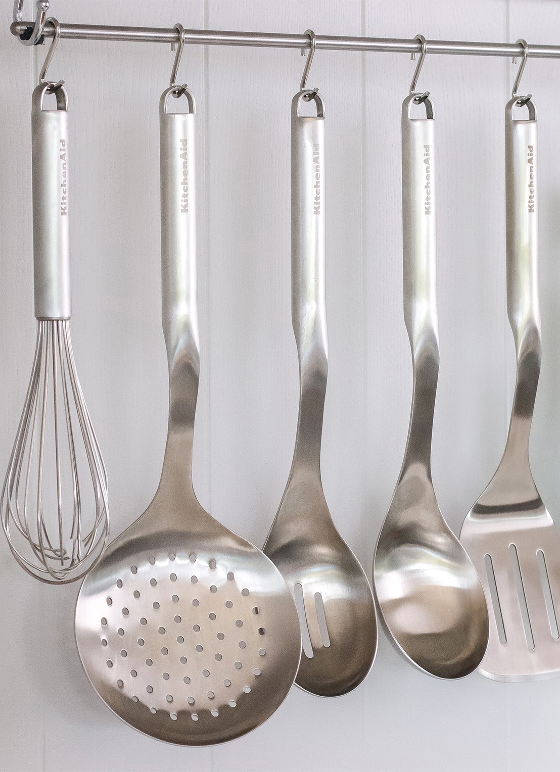 KitchenAid Premium schuimspaan 35 cm - voorkant 2 zilver