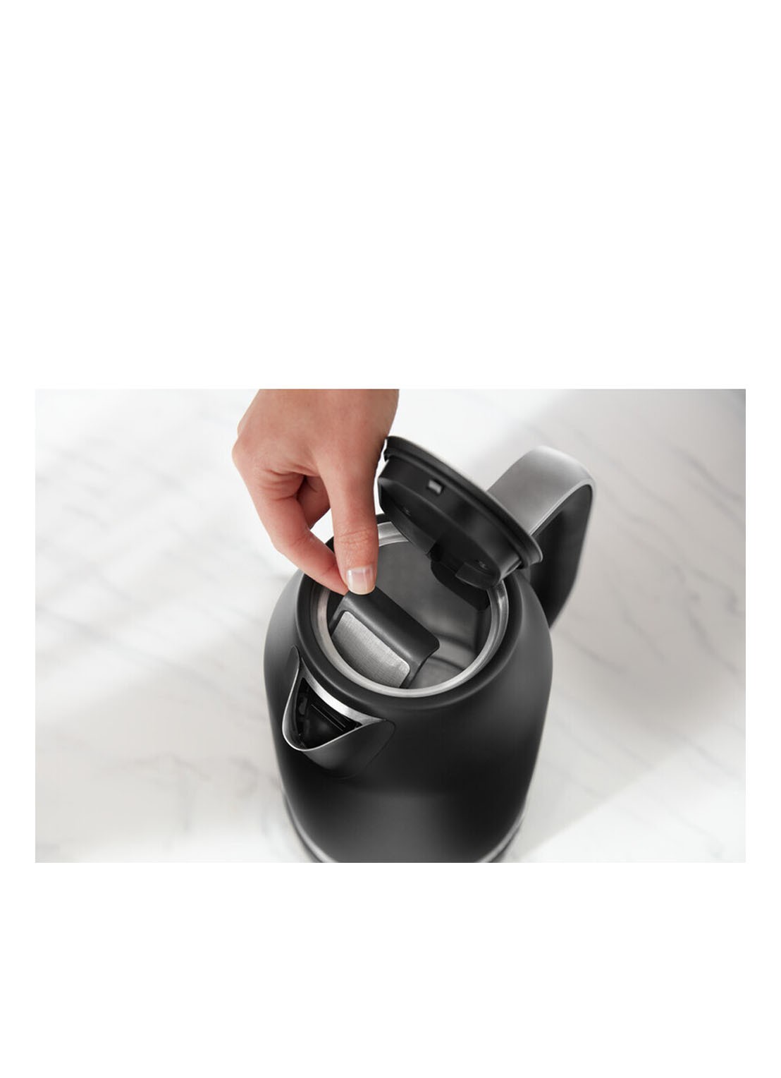 KitchenAid Waterkoker 1,7 liter - 5KEK1701EBM - detail 4 zwart