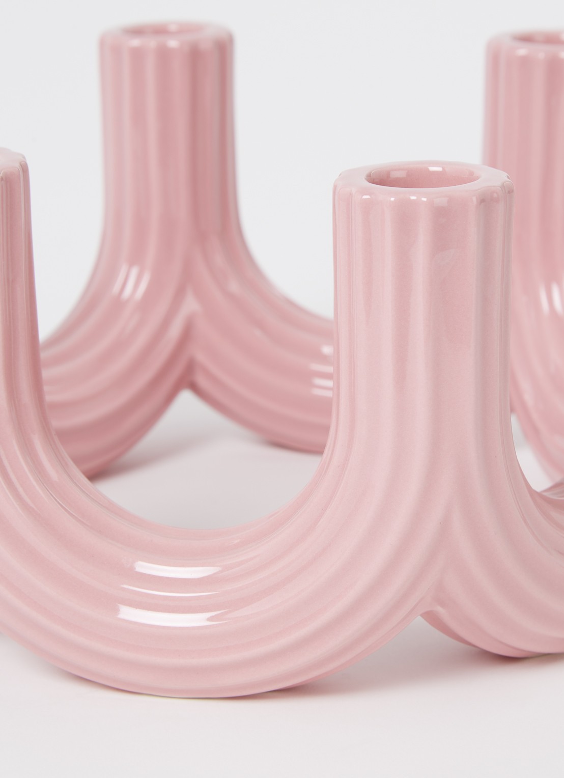 &Klevering Churros kandelaar 23,5 cm - voorkant 2 lichtroze