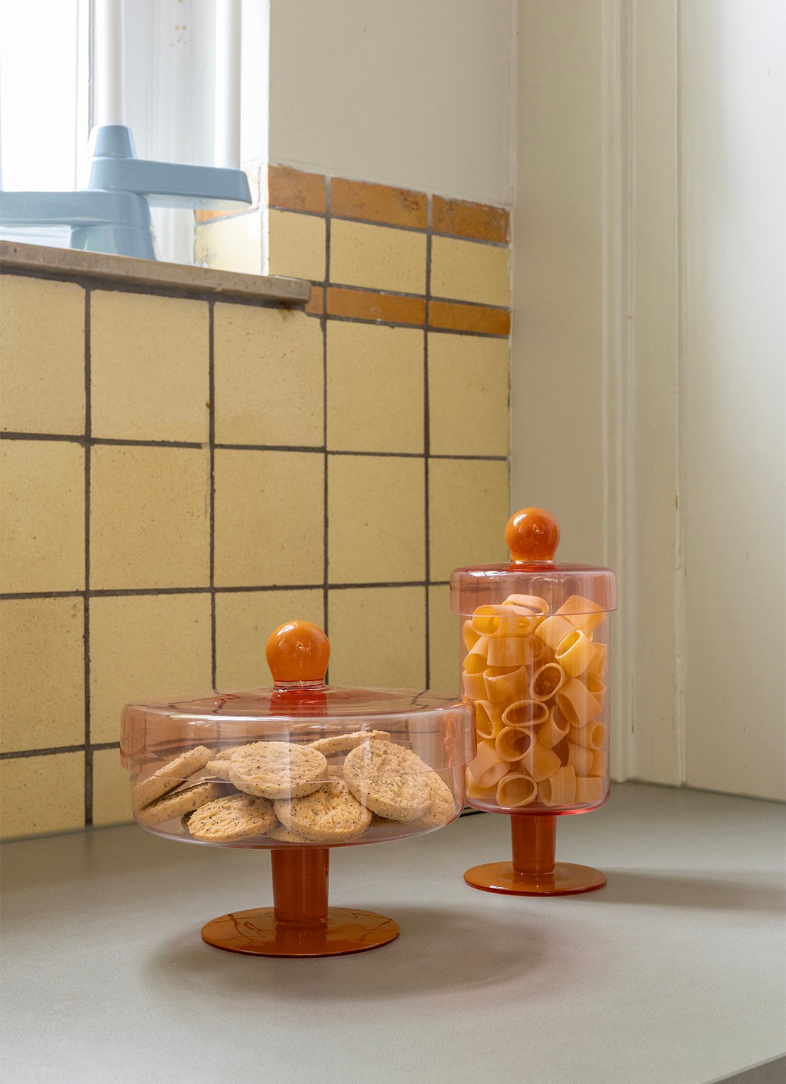 &Klevering Decoratieve voorraadpot duo - achterkant roze