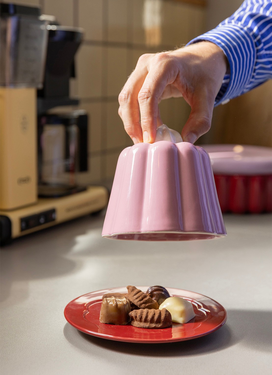 &Klevering Pudding cloche 14 cm  - detail roze