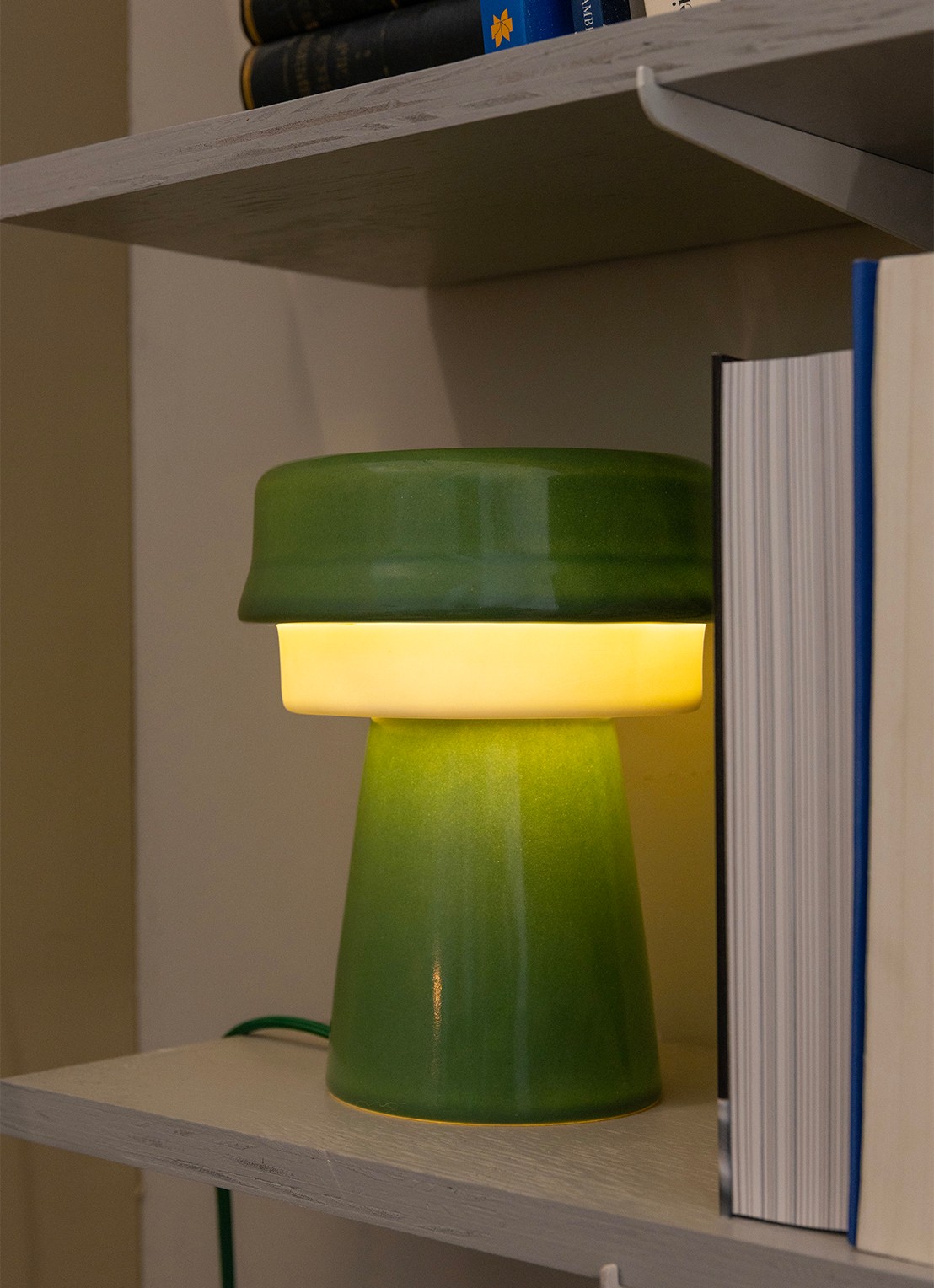 &Klevering Tafellamp met hoed 20 cm  - detail 3 groen